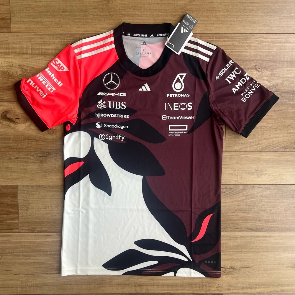 Adidas Mercedes AMG Petronas Formula One Team Driver Jersey
Men's Small JZ6206
